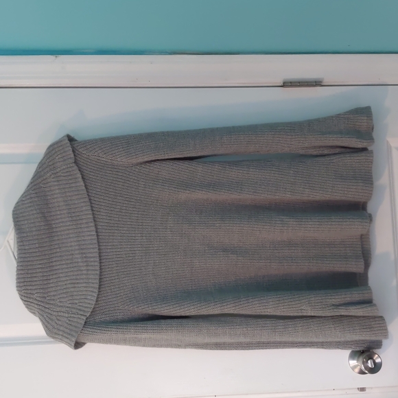 Large Grey Cowl Neck Sweater - Picture 4 of 4